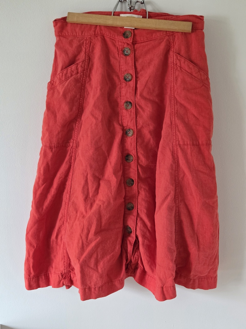 2/50$ ​Maeve by Anthropologie Red Linen Blend Button Front Midi Skirt Size 4